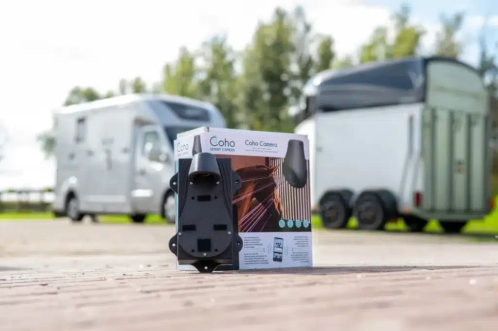 Coho 4G camera AI paarden horses cheval trailer